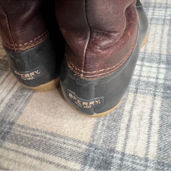 Sperry Saltwater Duck Boots 6 - Picture 4 of 10